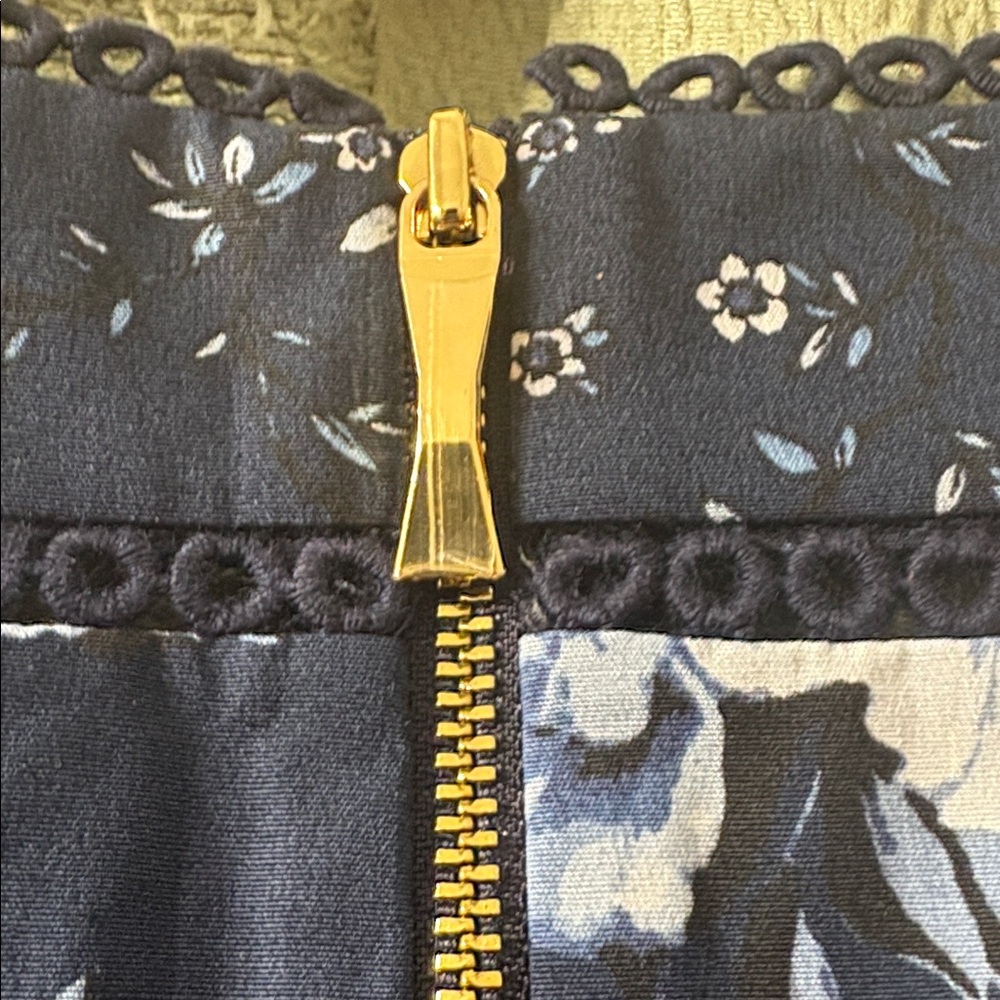 Kate spade Navy Floral Dress with Gold Zipper - Picture 9 of 12